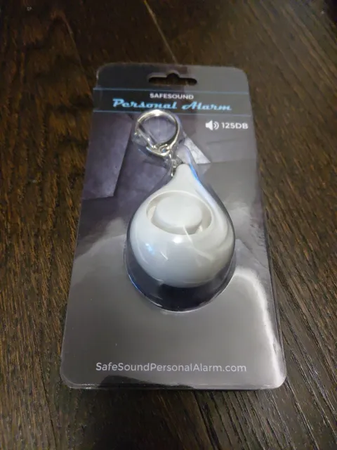Safe Sound Personal Emergency alarm Keychain 125DB  Loud Siren New