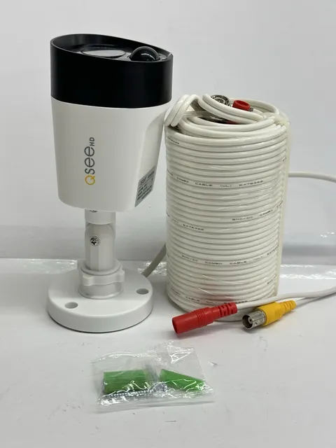 Q-See Security Camera Replacement Model #QTH8075B W/ 60’ Cable Analog HD 5 MP