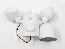 Google Nest GPLE9 Wireless Outdoor Security Camera And Floodlight READ!