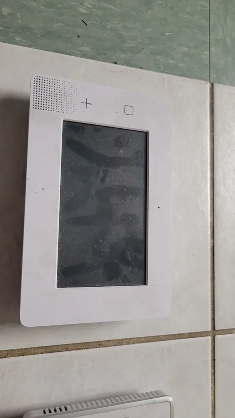2Gig 2GIG-TS1-E Wireless Touch Screen Keypad