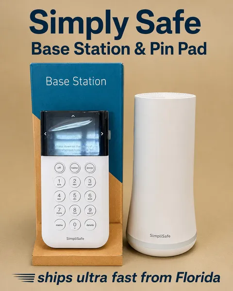 SimpliSafe Home Security System Base Station SSBS3 in Excellent Pre Owned Cond