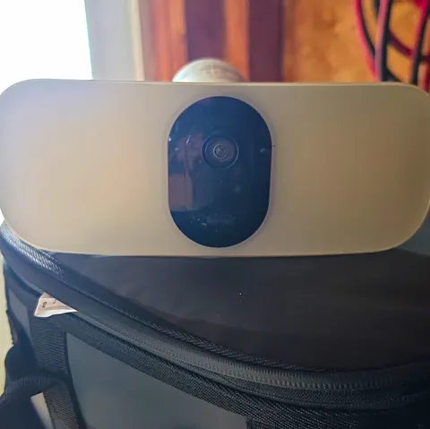 Arlo Wire-Free Indoor/Outdoor Wi-Fi Security Camera 1080p White/Black