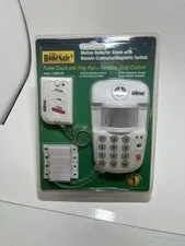 NEW HomeSafe 135PLUS Motion Detector Alarm w/ Remote & Magnetic Switch  SEALED