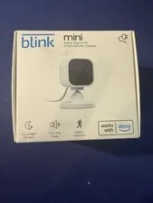 Blink BCM00300U Mini Indoor Plug-in Smart Surveillance Camera