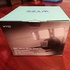 Wyze Cam Floodlight Pro 3000 Lumen LEDs 180° Wide View 2K HD Outdoor Wired
