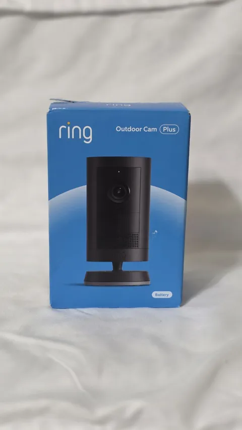 Ring Outdoor Cam Plus Battery 2K HD Smart Security Camera Black