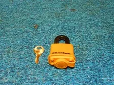 MASTER LOCK PROSERIES® WEATHER TOUGH® LAMINATED LOCK T-819