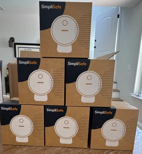 SimpliSafe SmartCam Wireless Outdoor Wi‑Fi Security Camera 1080p CMOB1 (6 Total)