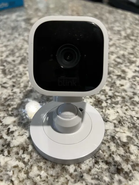 Amazon Blink Mini Indoor Camera (Camera Only)