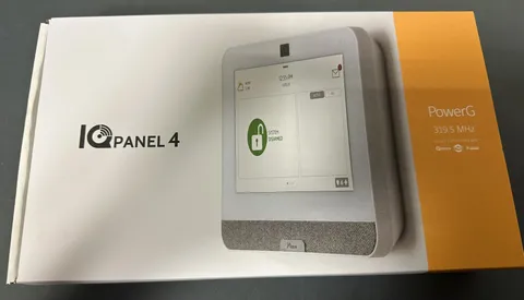 Qolsys IQ Panel 4 IQP4001 w/319.5 + PowerG - Verizon LTE (Brand New)