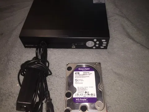 (4TB) Vitek VT-EHL4 DVR 4 Channel BNC Coax (GREAT Condition!)