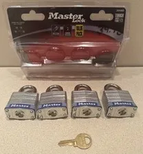 4 Pack Master Lock 3008D Laminated Steel Padlock w/ 1 Key for All Four. Open Box