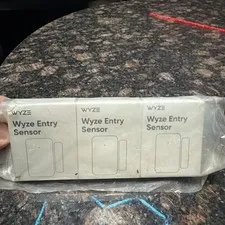 Wyze Entry Sensor v2 3-Pack WSES2-3PK New Sealed Door Window Security