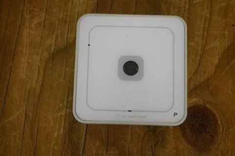 Alarm.com ADC-V510 Wireless IP Security Camera with Wireless G Bridge Lot