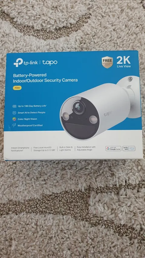 TP-Link Wirefree Battery Powered Indoor Outdoor Security Camera TC82 White