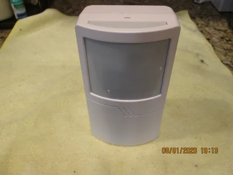 NEW Honeywell 5897-35 Wireless Dual-Tec PIR/MW Motion No box.
