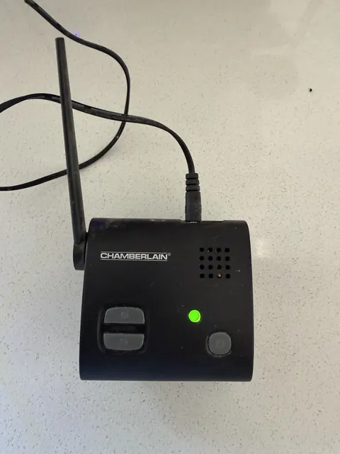 Chamberlain CWA2000 Wireless Motion Alert System Base Only No Sensor with Cord
