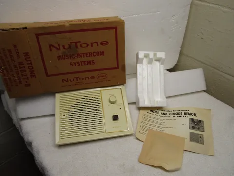 Vtg Nutone Room Intercom Speaker Model #2027-B White Gold 8-1/2" x 6-1/4" NOS