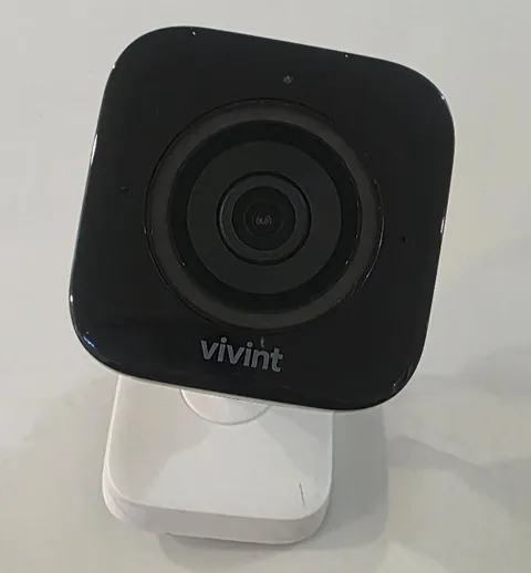Vivint Outdoor Camera Pro Gen 2 VS-ODC350-WHT Smart Home 1080p Security