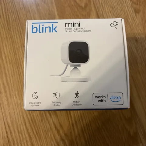 Blink Mini Smart Security Camera HD 1080p Indoor Plug-In Surveillance BCM00300U