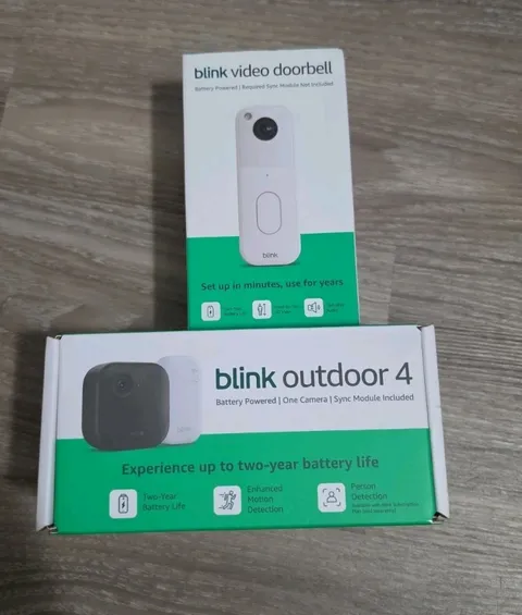 Blink Outdoor 4 Wireless Camera Security System Camera And White Doorbell  2k+