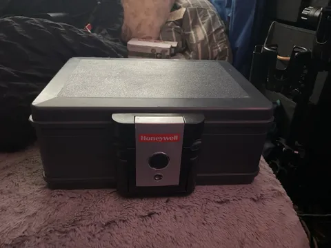 Honeywell Fire / Water Proof Safe for Gun Papers Money(No Key) Still Works As-Is