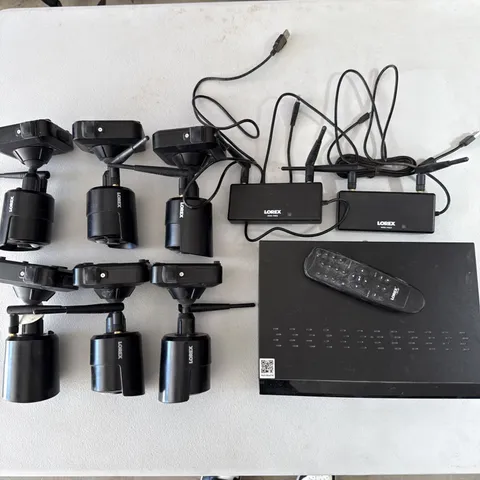 Lorex 1080P 6CH Wire-Free DVR LHB906-D DVR Receiver & 6 Cameras No Power Supply