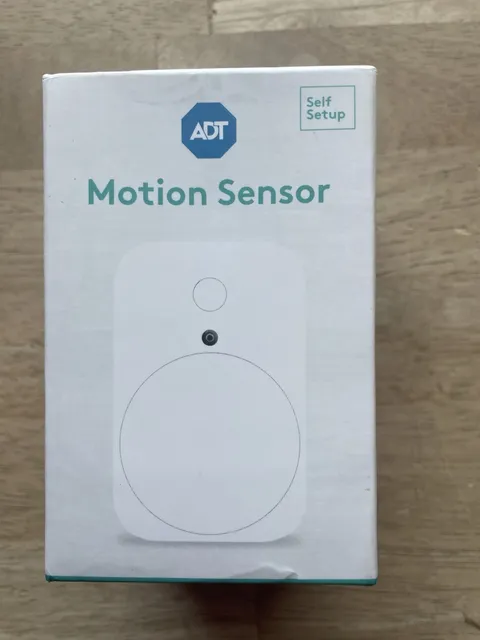 ADT Self Setup Motion Sensor - White (SSM1R0-29-S) “Minor Box Damage”