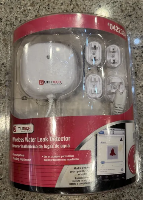 NEW Utilitech Wireless Water Leak Detector Flood Sensor Kit 0422362 ZWave