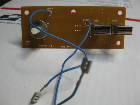 Nutone IS205 speaker control board with buttons