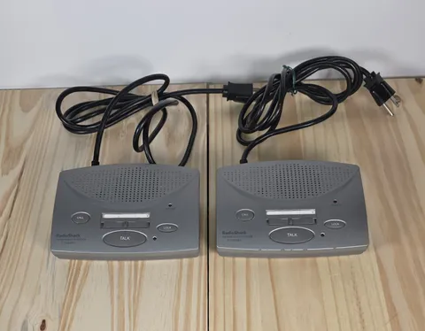 RadioShack 43-3105 vintage advance wireless intercom two units room to room talk