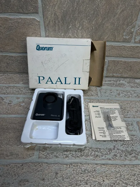 Quorum PAAL II Personal Attack Alarm Door Security Siren + Flash Light