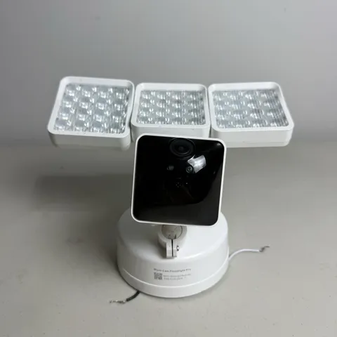 Wyze Wi-Fi Outdoor Floodlight Pro Home Security Camera - WYZECFLP