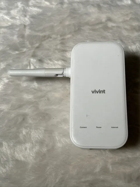 Vivint Wireless Bridge Model ETPFFRPP01 LG Innotek 4PPoE WiFi Extender Unit Only