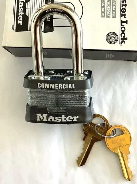 Commercial Padlock Set Master Lock 1KAMKLFW2K B10 Brass Lock With Keys