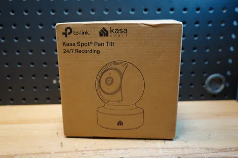 (J) TP-Link Kasa Spot Pan Tilt EC71 1080p WiFi Security Camera New Open Box