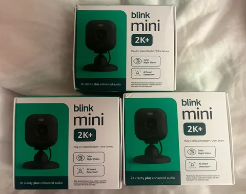 Blink - Mini 2K+ Compact plug-in security camera, 2K video , Black 3 unit bundle