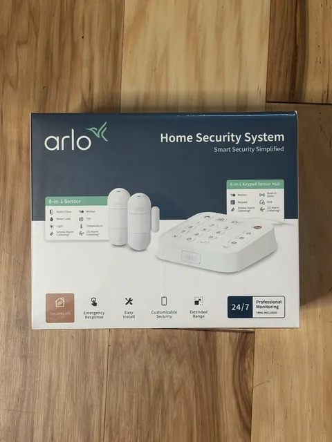 Arlo Security System with Wired Keypad Sensor Hub & (2) 8-in-1 Sensors SHIPS NOW