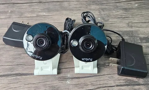 LOT OF 2 FUNLUX ZH-IXY1D Wireless Indoor Video Security Camera A6