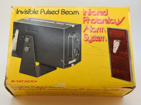 Archer Radio Shack Tandy Vintage Invisible Pulse Beam Infrared Photorelay Alarm
