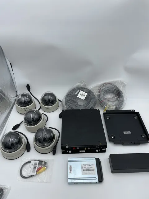 Seon Trooper TL4 DVR Surveillance System With 5 CQ903A Cameras & Wiring Bus CCTV