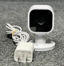 Blink Mini 1080p HD Indoor Security Camera G8V1-9001 Used