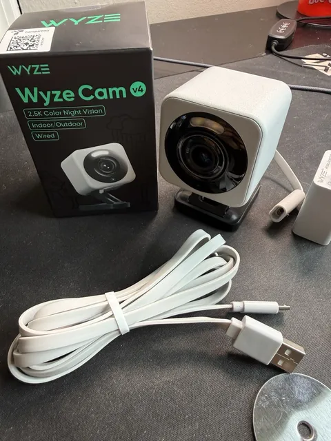 Wyze Cam v4 2.5K Wi-Fi Wired Indoor/Outdoor Gray Color Night Vision Camera