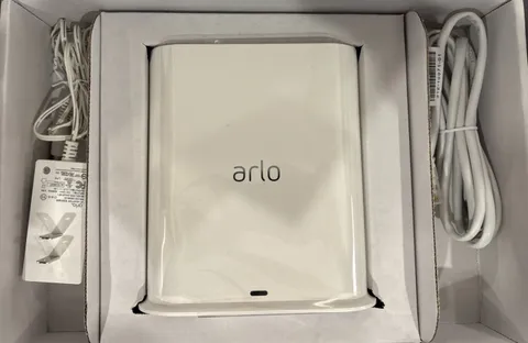 Arlo Pro SmartHub white VMB4540-100NAS VMB4540-100NAR