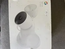 Google Nest Cam with Floodlight White ( GA02411-US) - New/Damaged box