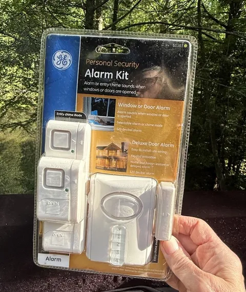 GE Personal Security Alarm Kit #51107 - Window or Door Alarm Brand New!