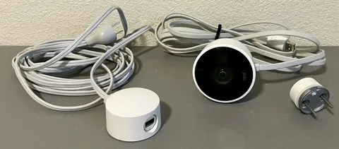 Google Nest Cam Outdoor 1st Gen A0033 NC2100ES Wired 1080p With A0038 Adapter
