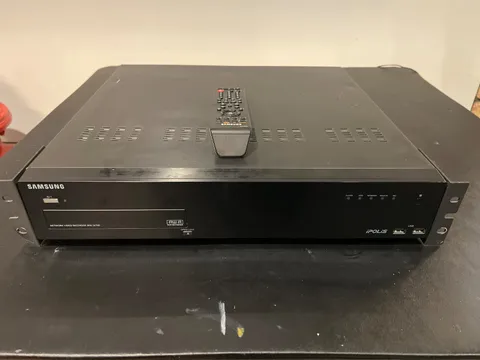 Samsung SRN-1670D 16-Channel 1TB iPOLiS Network Video Recorder NVR