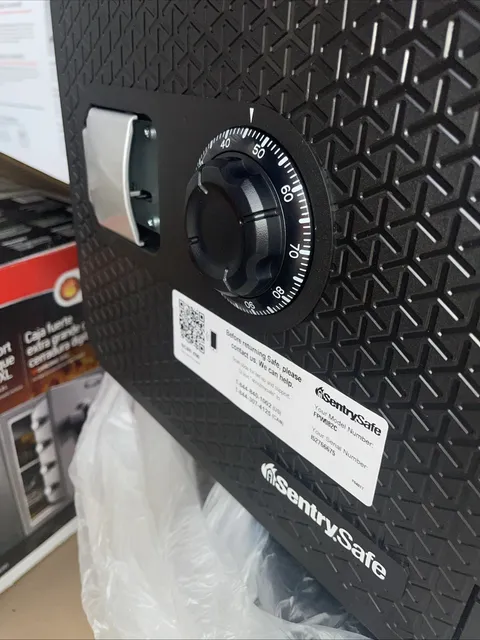 SentrySafe FPW082C Large Fire Resistance Combination Safe .81 CFT