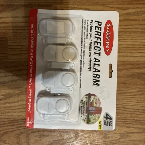 Perfect Security Alarm for Home Doors & Windows 4 pcs -90 dB- Item Brand NEW